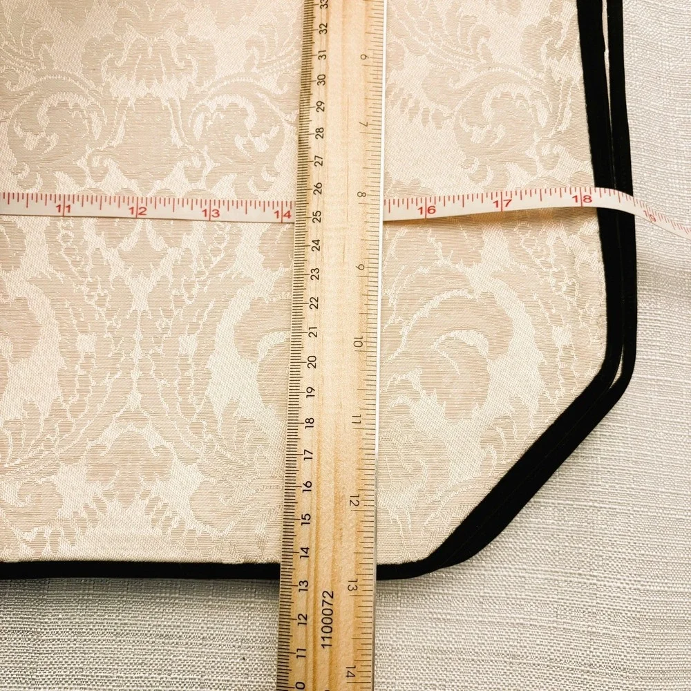 W-C Designs set eight